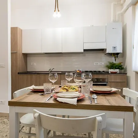4 Family Nettuno 3 Apartment *